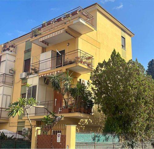appartamento in vendita a Palermo in zona Baida