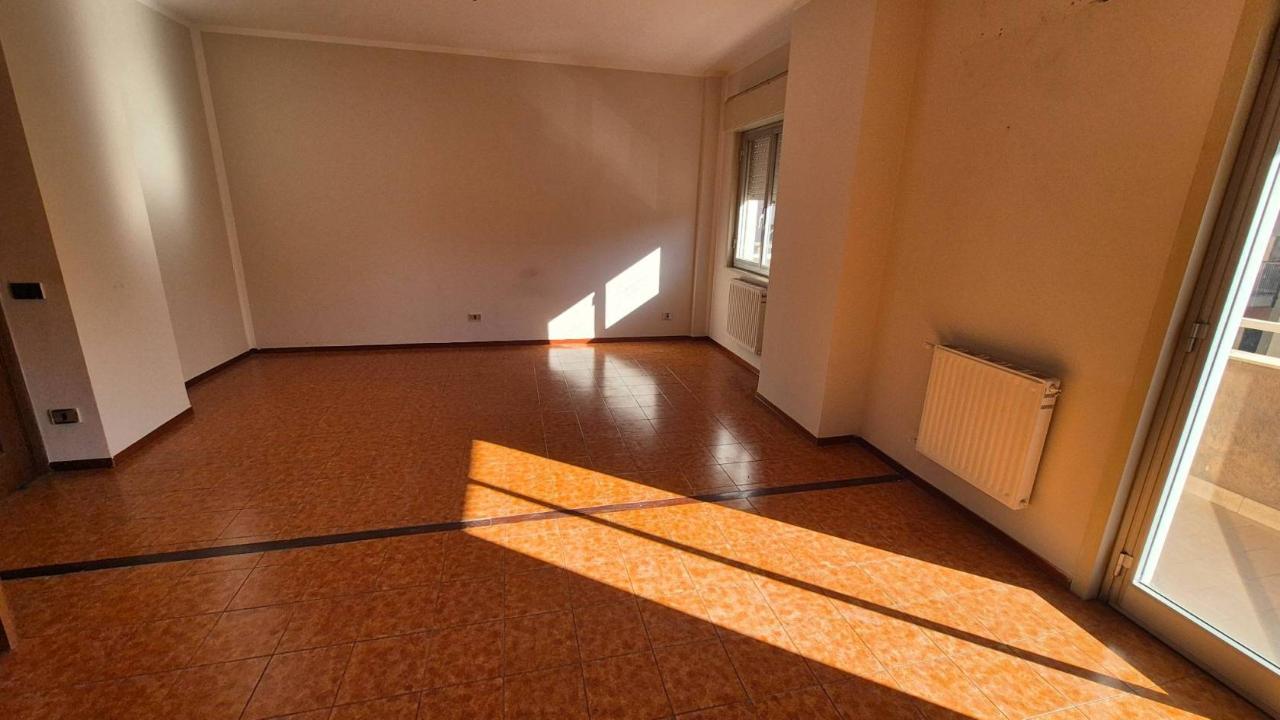 appartamento in vendita a Palermo in zona Malaspina/Palagonia