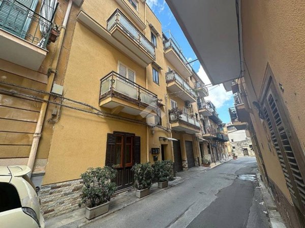 appartamento in vendita a Palermo in zona Uditore