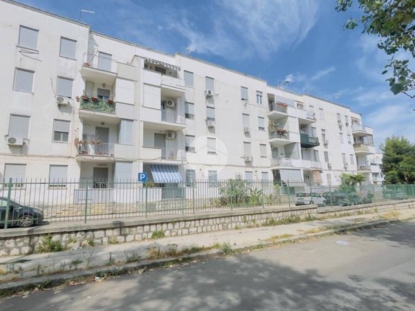 appartamento in vendita a Palermo in zona Oreto