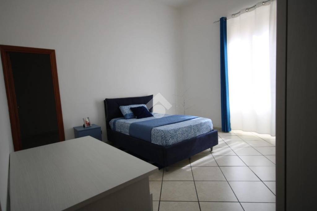 appartamento in vendita a Palermo in zona Malaspina/Palagonia