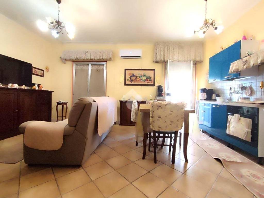 appartamento in vendita a Palermo in zona Zisa