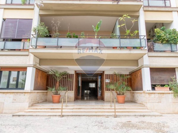 appartamento in vendita a Palermo in zona Libertà
