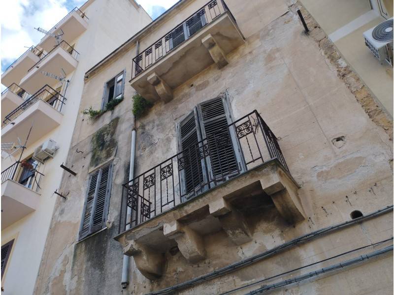 intera palazzina in vendita a Palermo in zona Calatafimi / Cuba