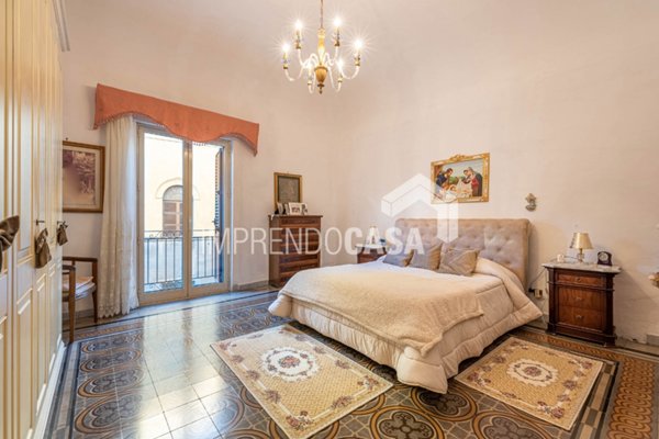 appartamento in vendita a Palermo in zona Zisa