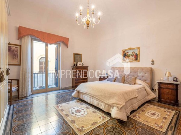 appartamento in vendita a Palermo in zona Zisa