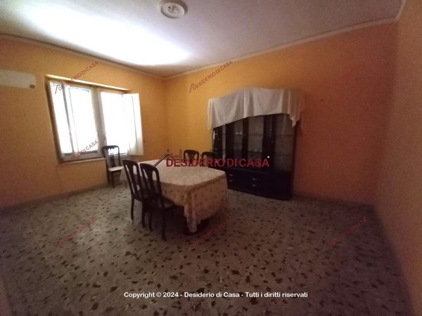 appartamento in vendita a Palermo in zona Malaspina/Palagonia
