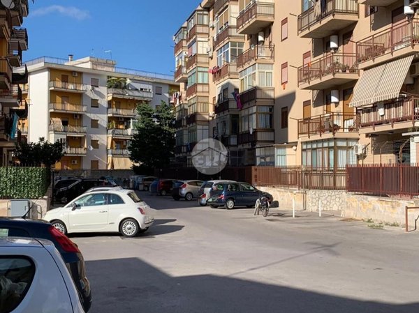 appartamento in vendita a Palermo in zona Roccella