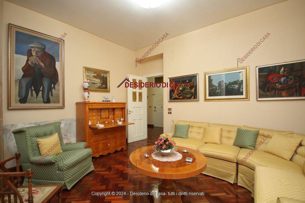 appartamento in vendita a Palermo in zona Libertà