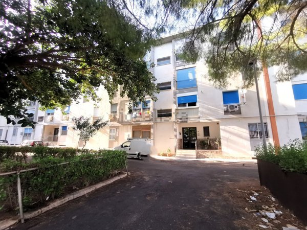 appartamento in vendita a Palermo in zona Villagrazia/Falsomiele