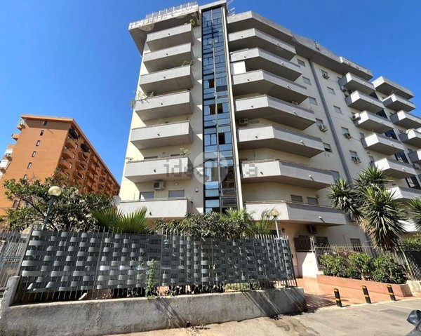 appartamento in vendita a Palermo in zona Acqua dei Corsari