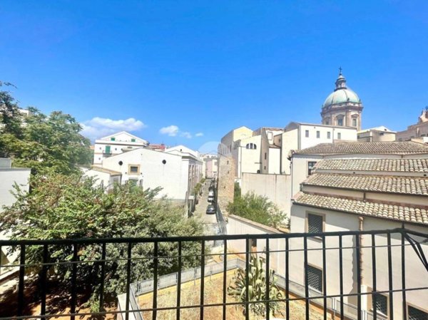 appartamento in vendita a Palermo