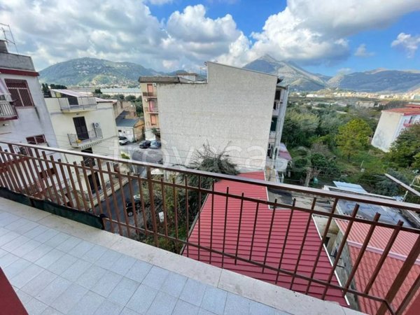 appartamento in vendita a Palermo in zona Altarello