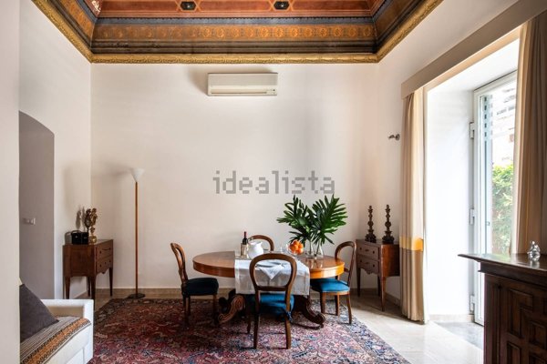 appartamento in vendita a Palermo in zona Politeama