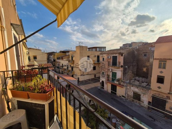 appartamento in vendita a Palermo in zona Arenella/Vergine Maria