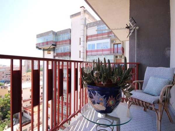 appartamento in vendita a Palermo in zona Malaspina/Palagonia