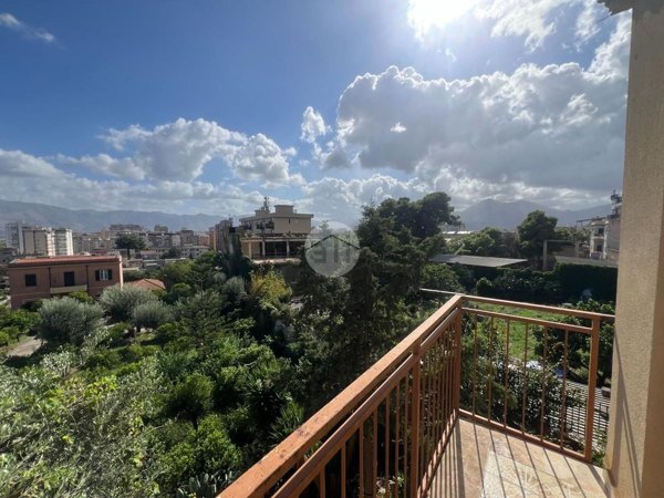 appartamento in vendita a Palermo in zona Montepellegrino