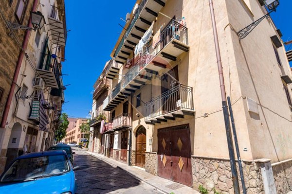 appartamento in vendita a Palermo in zona Centro storico