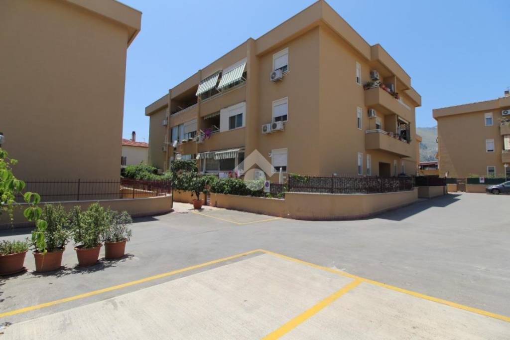 appartamento in vendita a Palermo