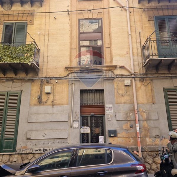 appartamento in vendita a Palermo in zona Montegrappa / Santa Rosalia