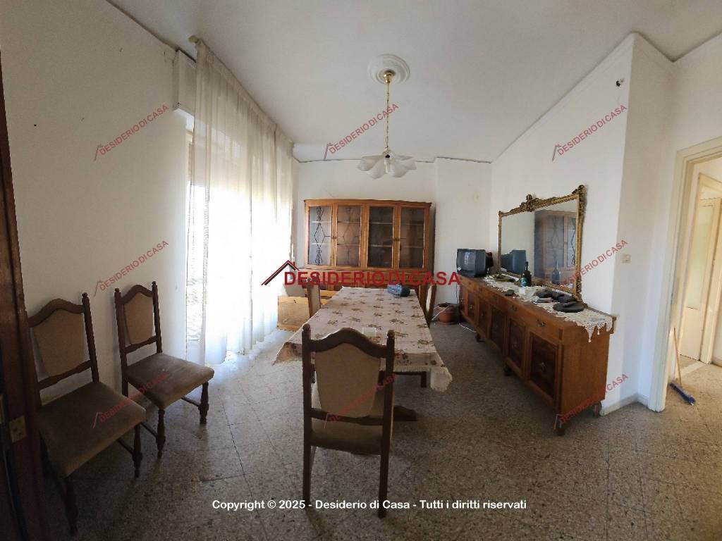 appartamento in vendita a Palermo in zona Montegrappa / Santa Rosalia