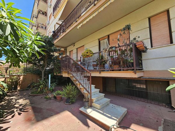 appartamento in vendita a Palermo in zona San Lorenzo