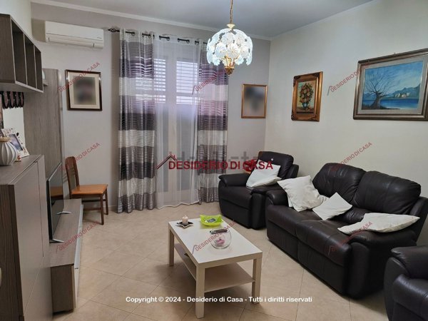 appartamento in vendita a Palermo in zona Zisa