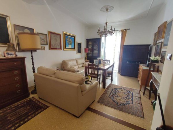 appartamento in vendita a Palermo in zona Malaspina/Palagonia