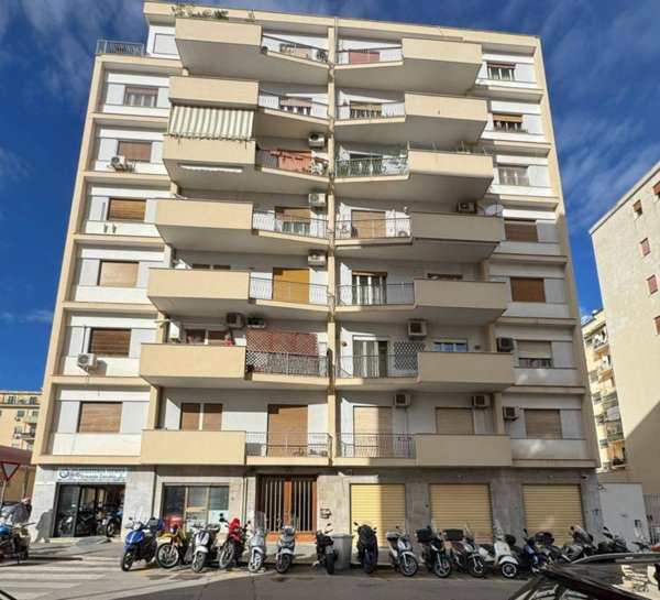 appartamento in vendita a Palermo in zona Libertà