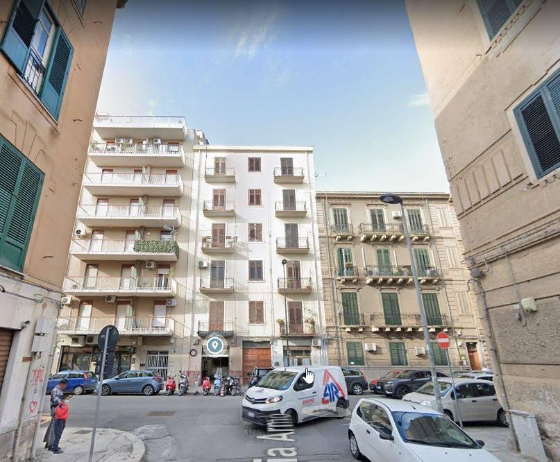 appartamento in vendita a Palermo in zona Montegrappa / Santa Rosalia