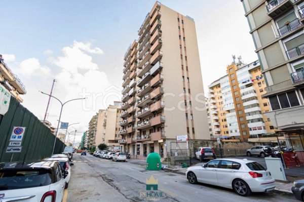 appartamento in vendita a Palermo in zona Politeama