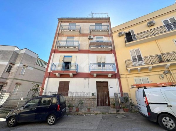 appartamento in vendita a Palermo in zona Baida
