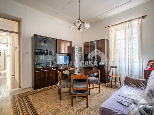 appartamento in vendita a Palermo in zona Zisa