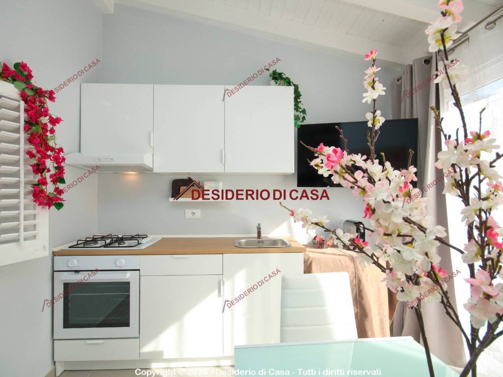 appartamento in vendita a Palermo in zona Mondello