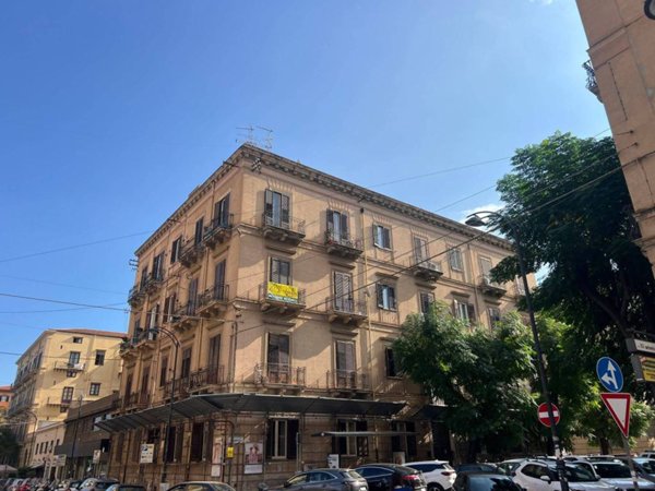 appartamento in vendita a Palermo in zona Libertà