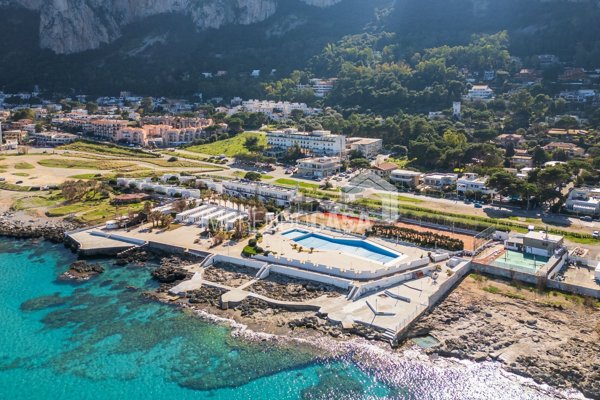 appartamento in vendita a Palermo in zona Addaura