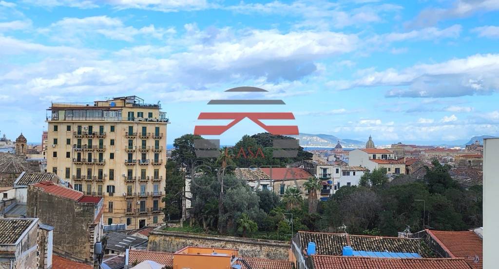 appartamento in vendita a Palermo in zona Zisa