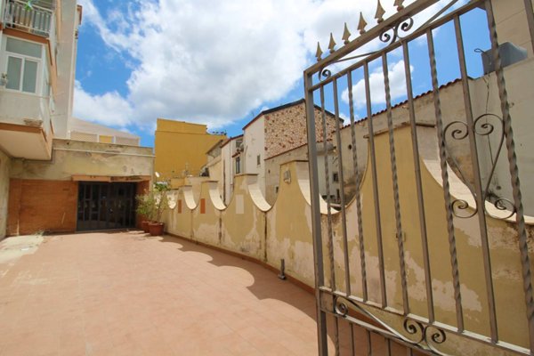 appartamento in vendita a Palermo in zona San Lorenzo