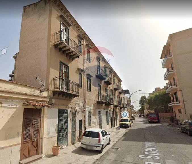 casa indipendente in vendita a Palermo in zona Roccella