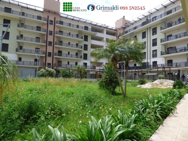appartamento in vendita a Palermo in zona Arenella/Vergine Maria