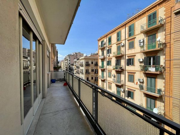 appartamento in vendita a Palermo in zona Montepellegrino