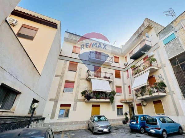 appartamento in vendita a Palermo in zona Chiavelli