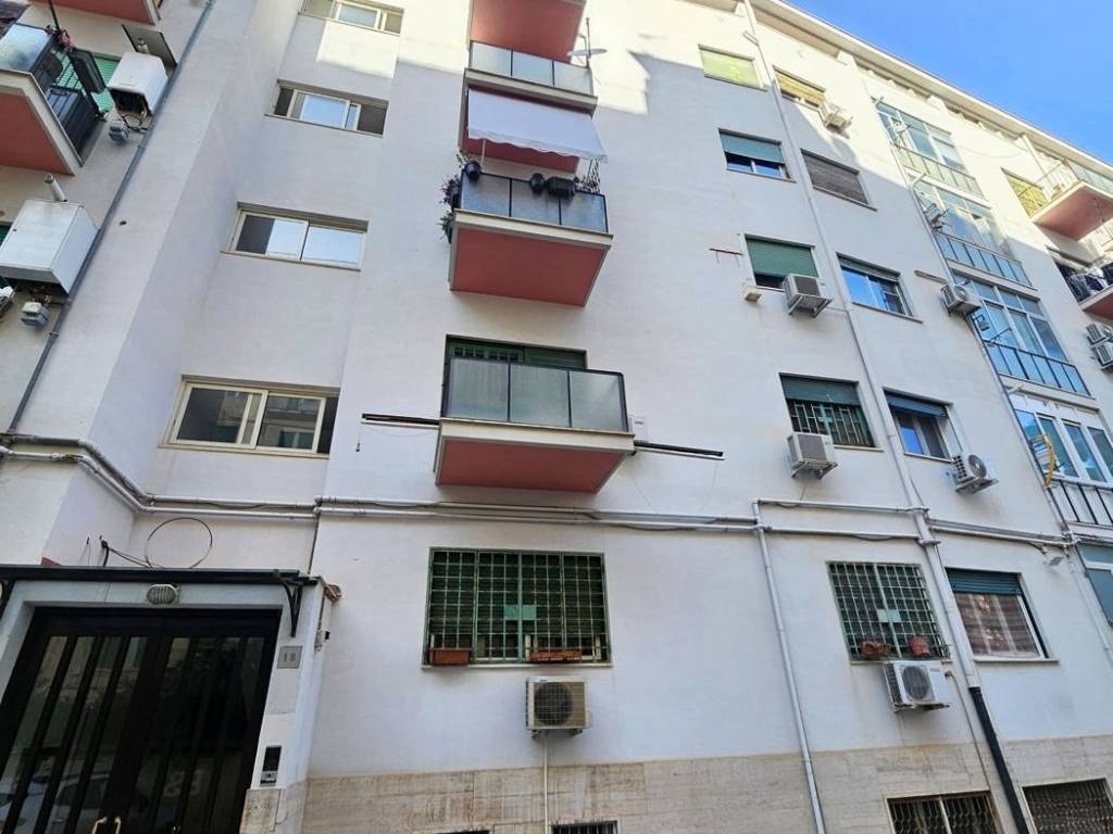 appartamento in vendita a Palermo in zona Politeama