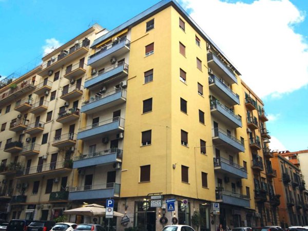appartamento in vendita a Palermo in zona Libertà