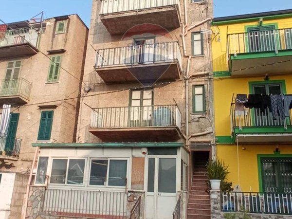 appartamento in vendita a Palermo in zona Villagrazia/Falsomiele