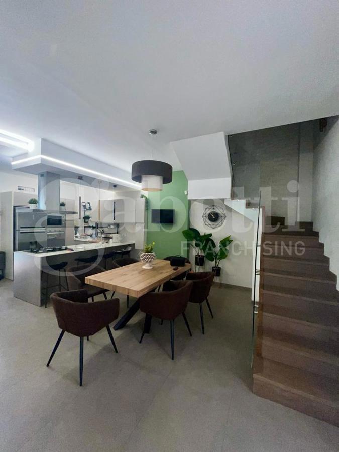 casa indipendente in vendita a Palermo