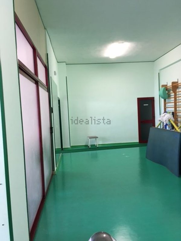 locale commerciale in vendita a Palermo in zona Politeama
