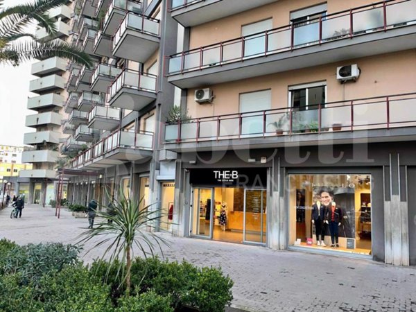 negozio in vendita a Palermo