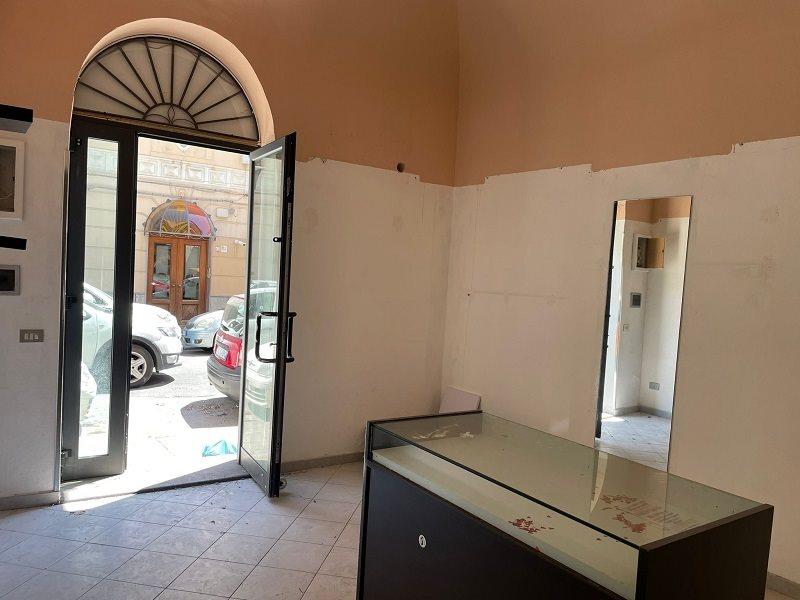 appartamento in vendita a Palermo in zona Politeama