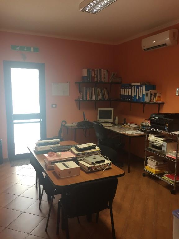 casa indipendente in vendita a Palermo in zona Montegrappa / Santa Rosalia